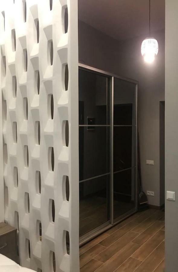 New Appartment-Studio Іn The Center Of Lemberg Exterior foto
